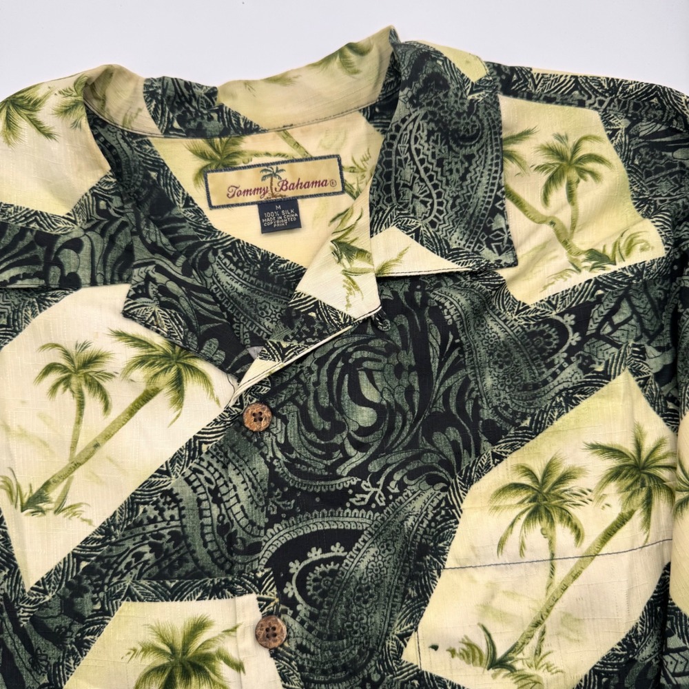 Tommy Bahama Green Silk Button Up Shirt Palm‎ Tree Print S/S Camp Men Medium